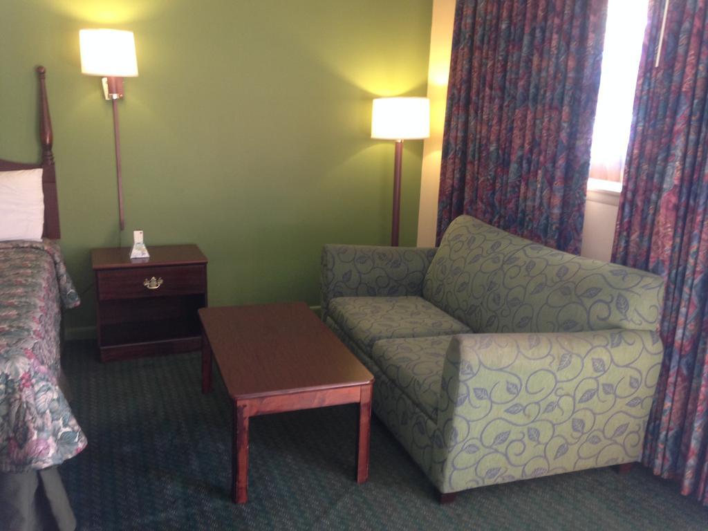 Gas Lite Motel Lawrenceville Phòng bức ảnh